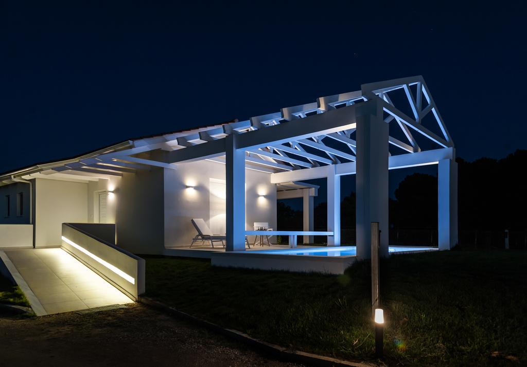 White Villas Douneika  Exteriör bild